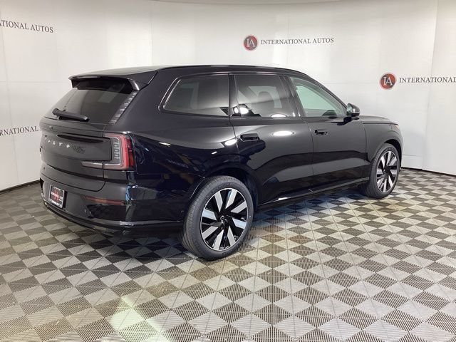 New 2025 Volvo EX90 Ultra w/ Protection Package Premier AWD/4WD image 4
