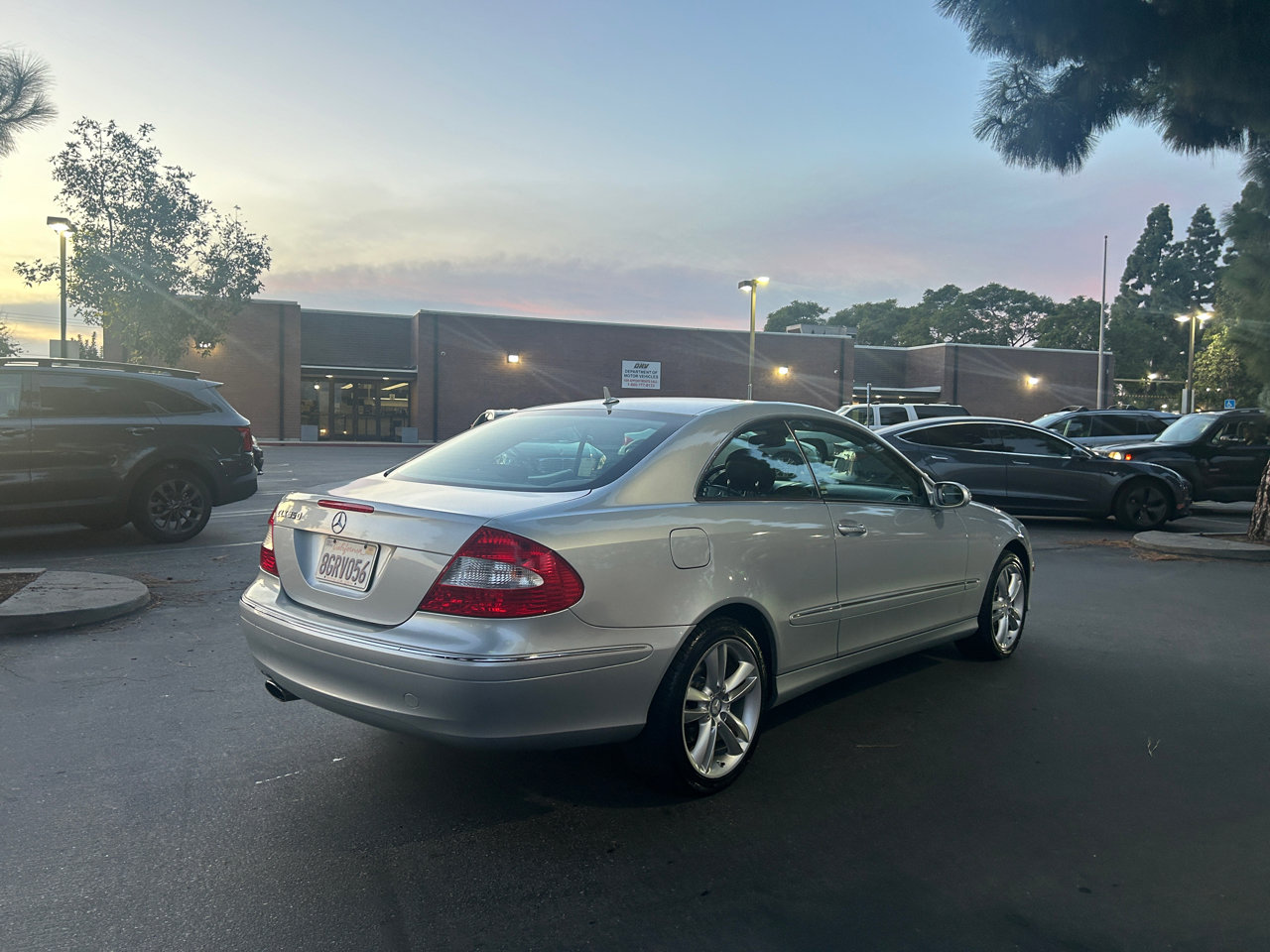 Used 2008 Mercedes-Benz CLK 350 Coupe image 5