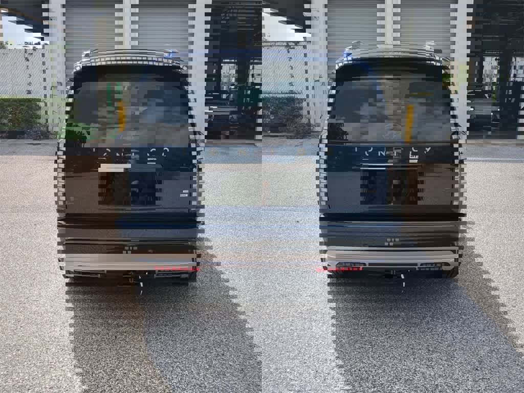 New 2026 Hyundai Ioniq 9 Limited image 5