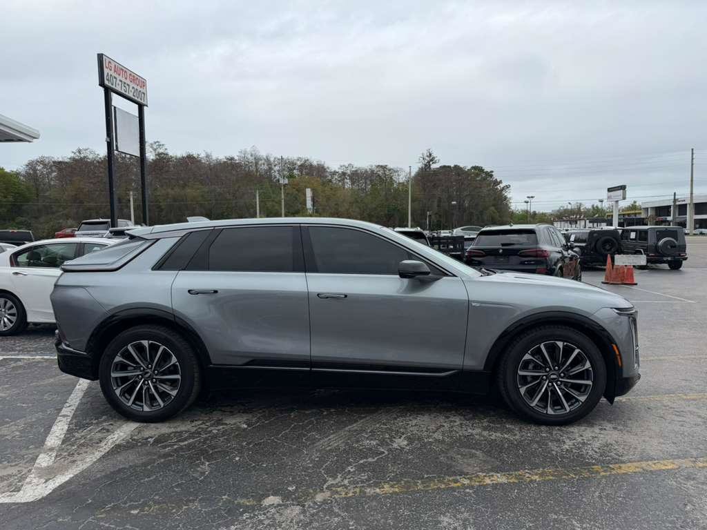 Used 2024 Cadillac Lyriq Sport image 8