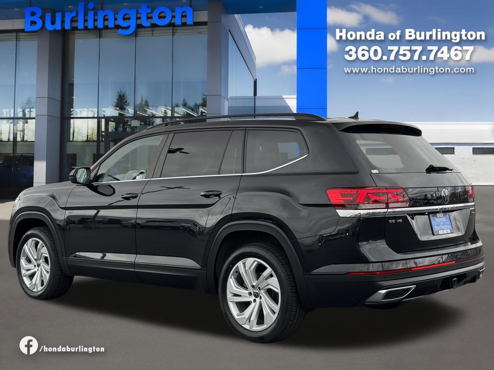 Used 2023 Volkswagen Atlas SE AWD/4WD image 4