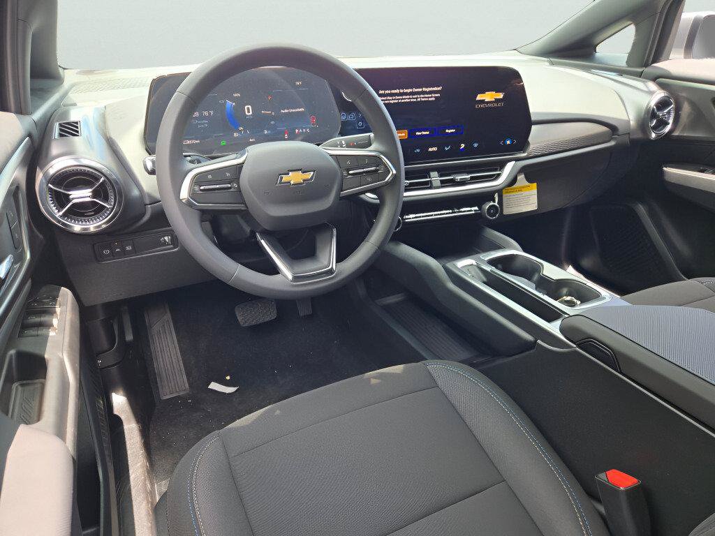 New 2026 Chevrolet Equinox EV LT FWD image 22