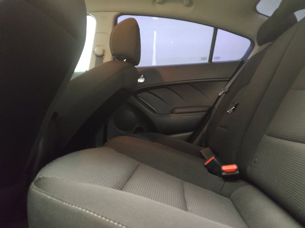 Used 2018 Kia Forte LX FWD image 18