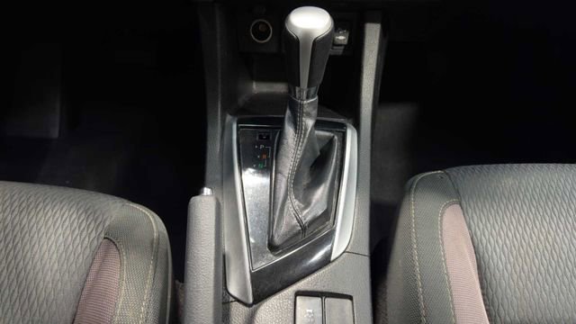 Used 2018 Toyota Corolla LE FWD image 15