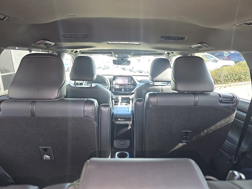 Used 2021 Toyota Highlander XSE image 37