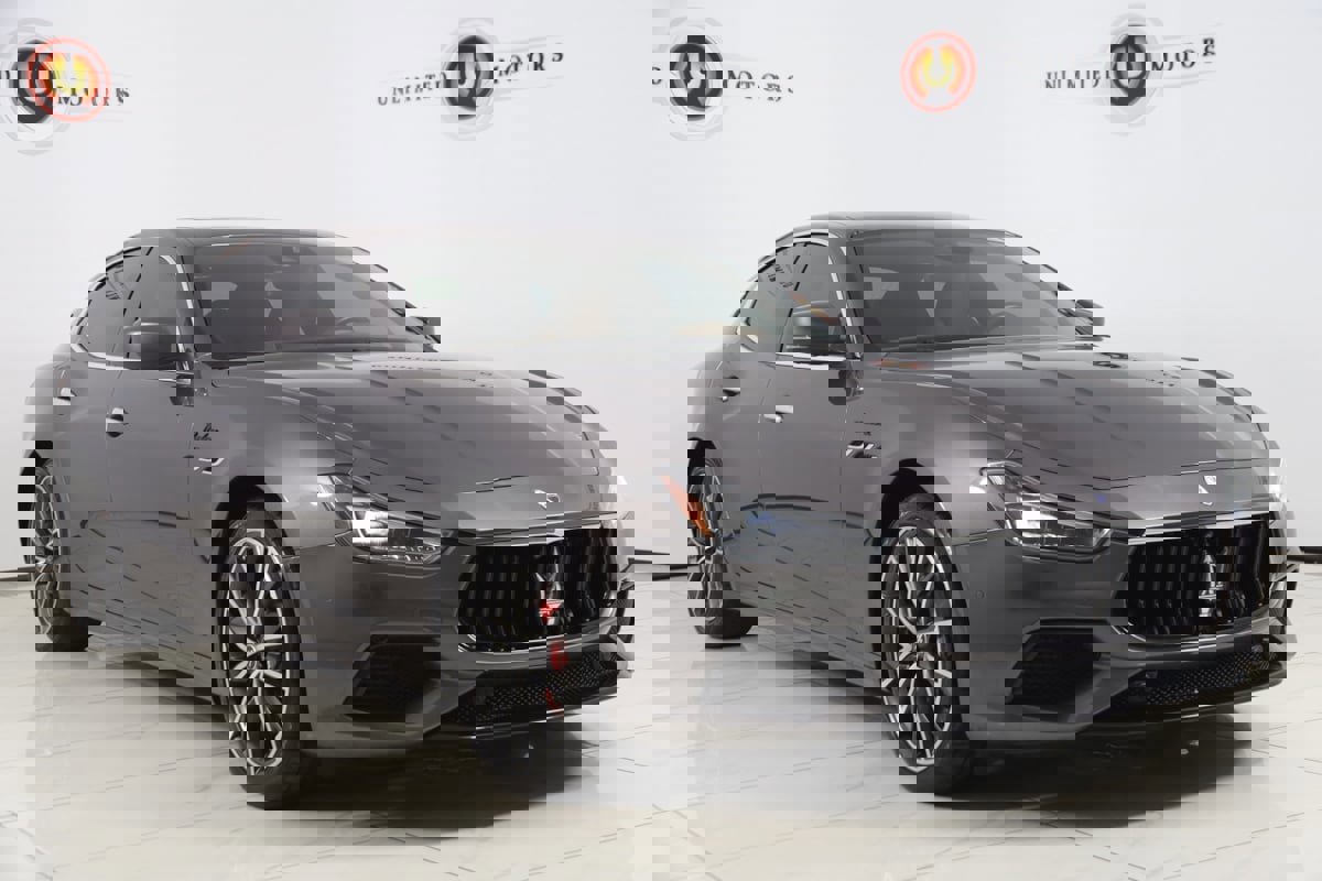 Used 2022 Maserati Ghibli Modena image 25