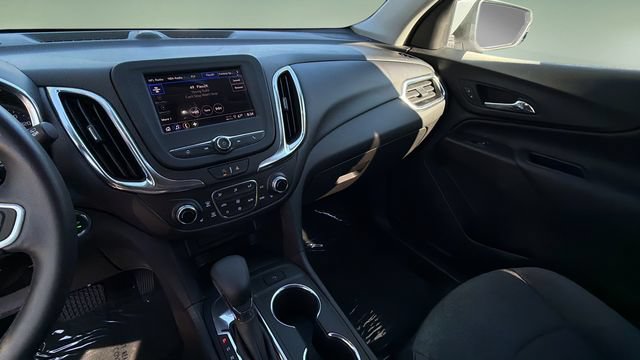 Used 2022 Chevrolet Equinox LT FWD image 25