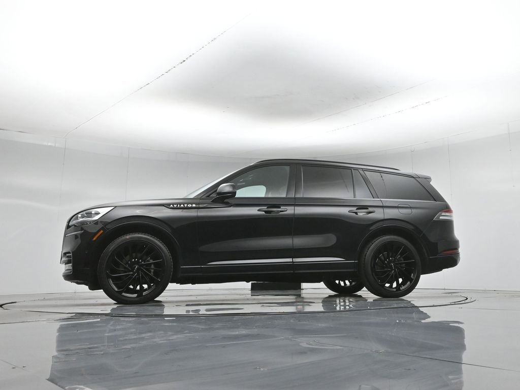 Used 2022 Lincoln Aviator Reserve w/ Equipment Group 201A AWD/4WD image 52