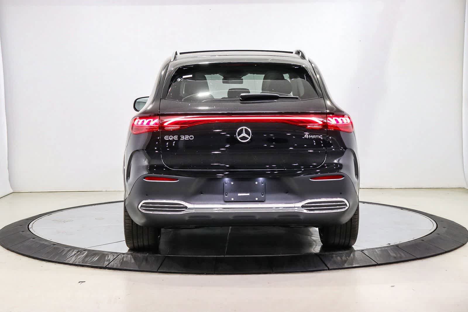 New 2026 Mercedes-Benz EQE 320 4MATIC SUV image 3