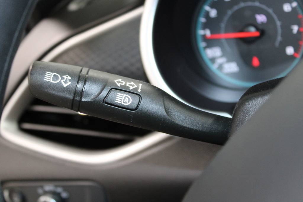 Used 2023 Chevrolet Malibu LT image 35