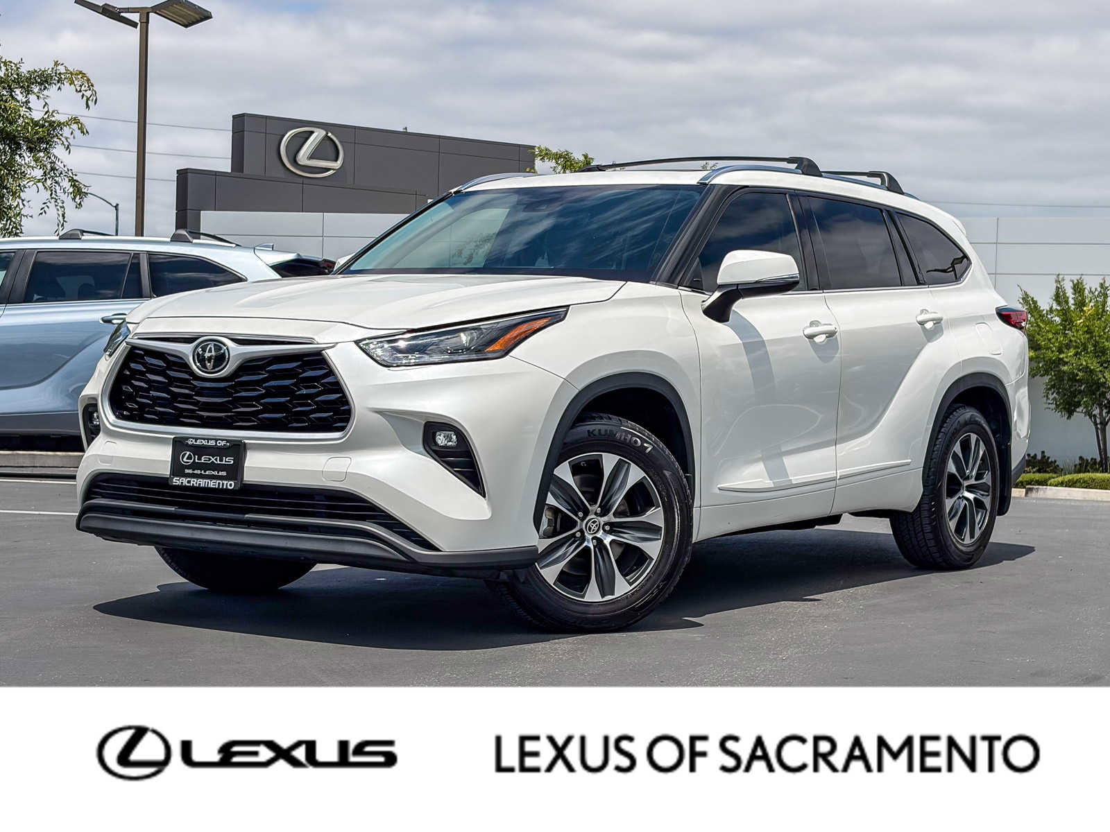 Used 2021 Toyota Highlander XLE