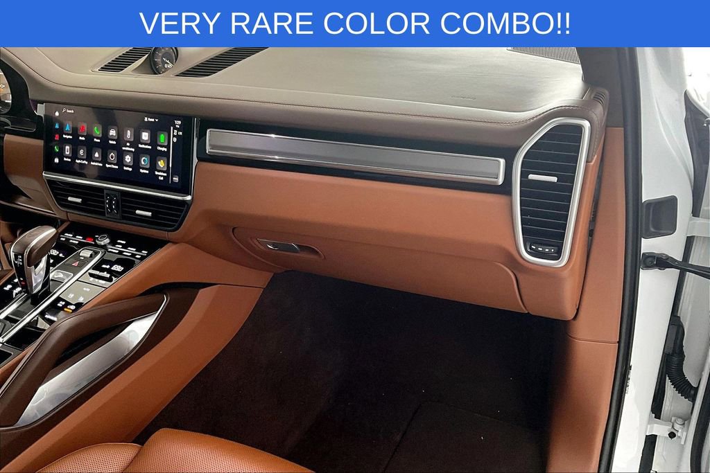 Used 2022 Porsche Cayenne Turbo S image 22