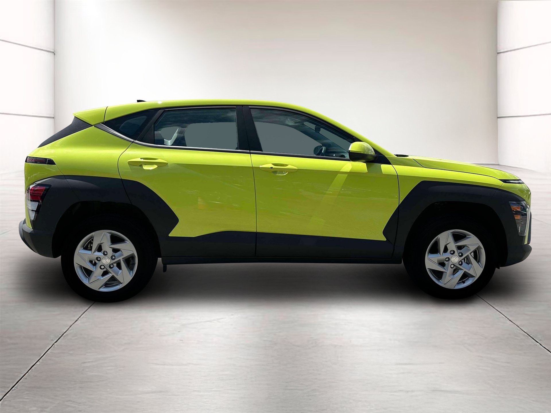New 2025 Hyundai Kona SE FWD image 9