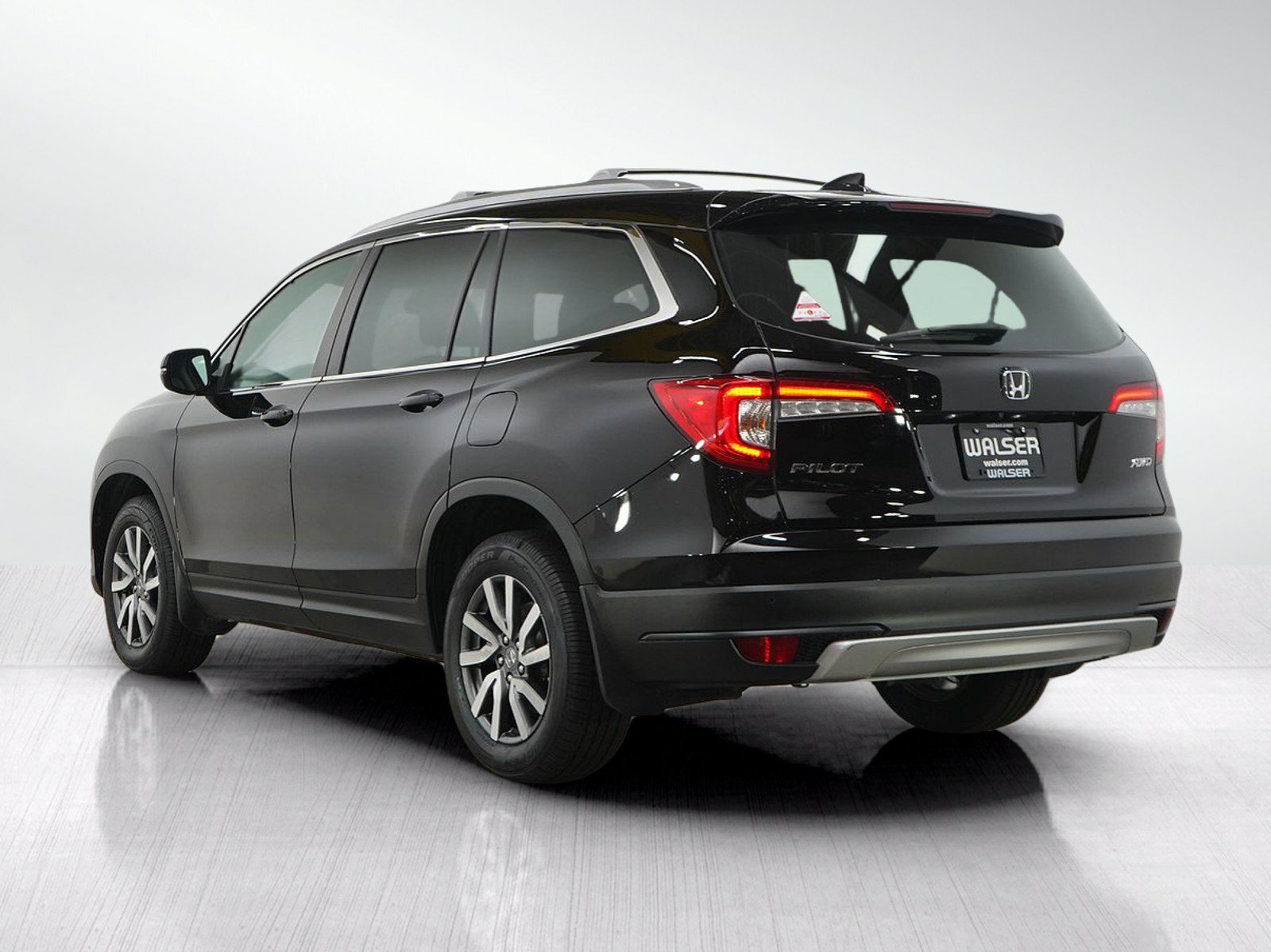 Used 2022 Honda Pilot Black Edition image 4