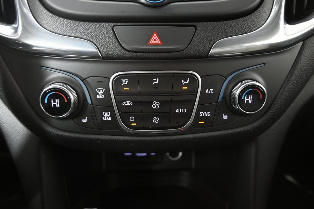 Used 2020 Chevrolet Equinox LT image 29