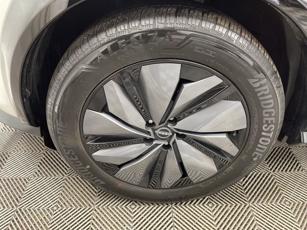 Used 2023 Nissan Ariya AWD image 33