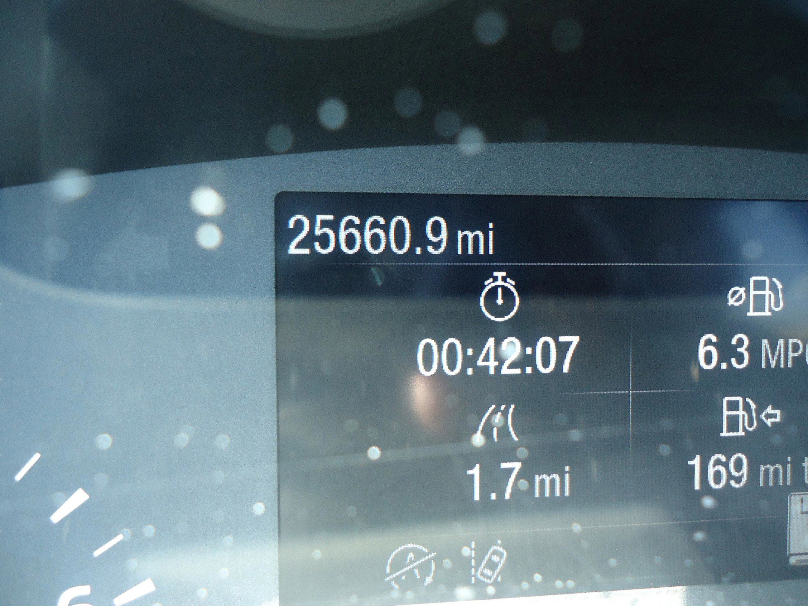 Used 2022 Ford Escape SE w/ SE Sport Appearance Package image 13