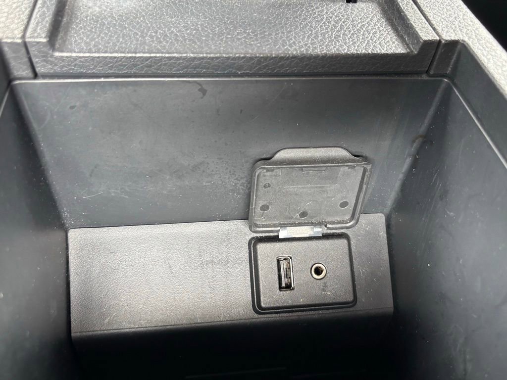Used 2016 Nissan Sentra SV FWD image 20