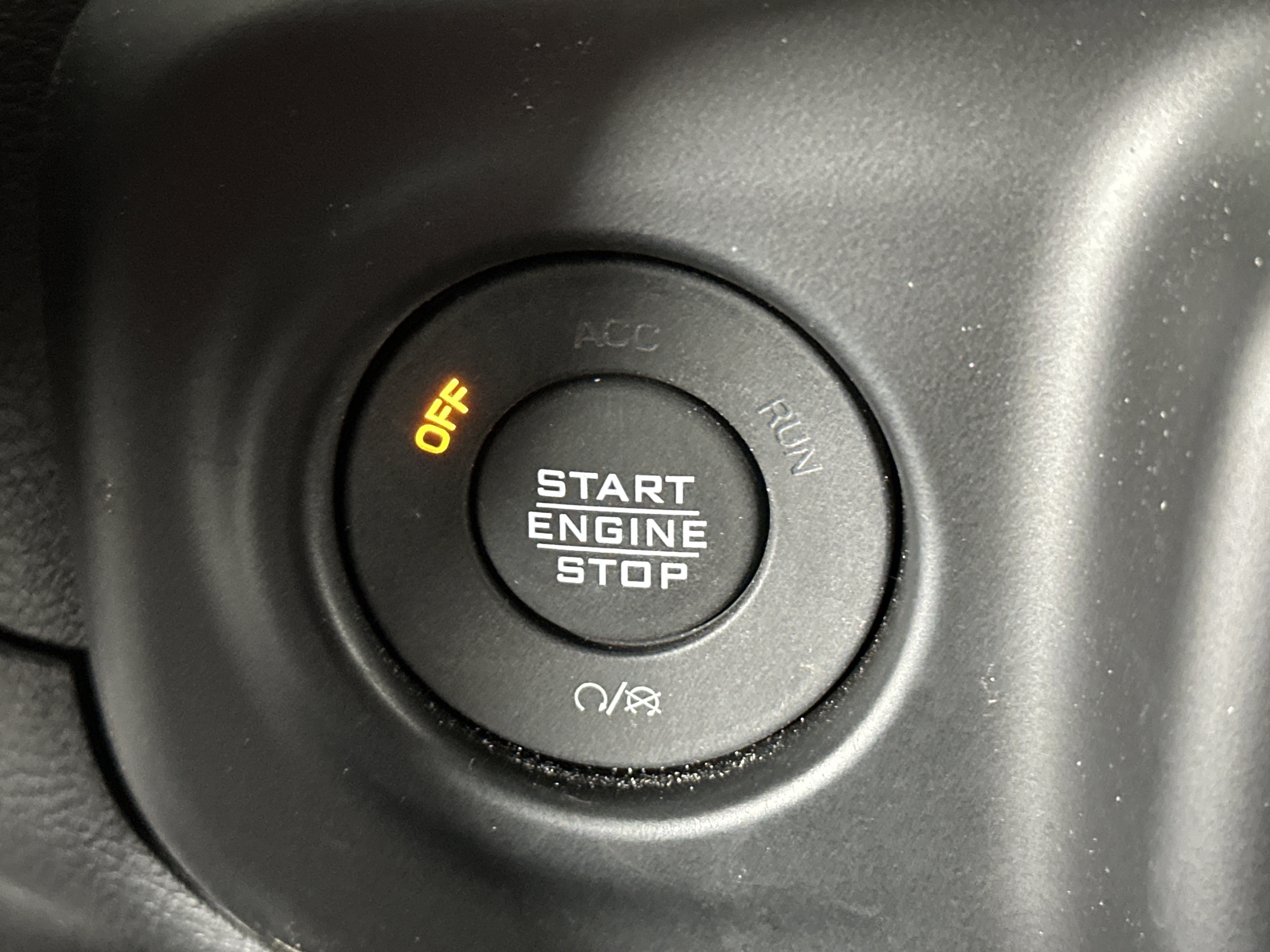 Used 2023 Jeep Gladiator Mojave w/ Cold Weather Group image 28