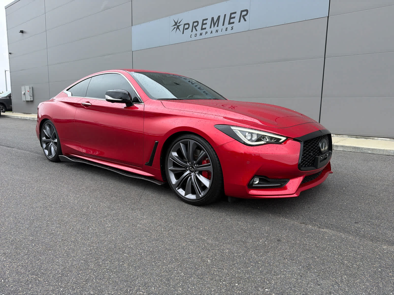 Used 2022 INFINITI Q60 Red Sport 400 w/ Cargo Package AWD/4WD image 2