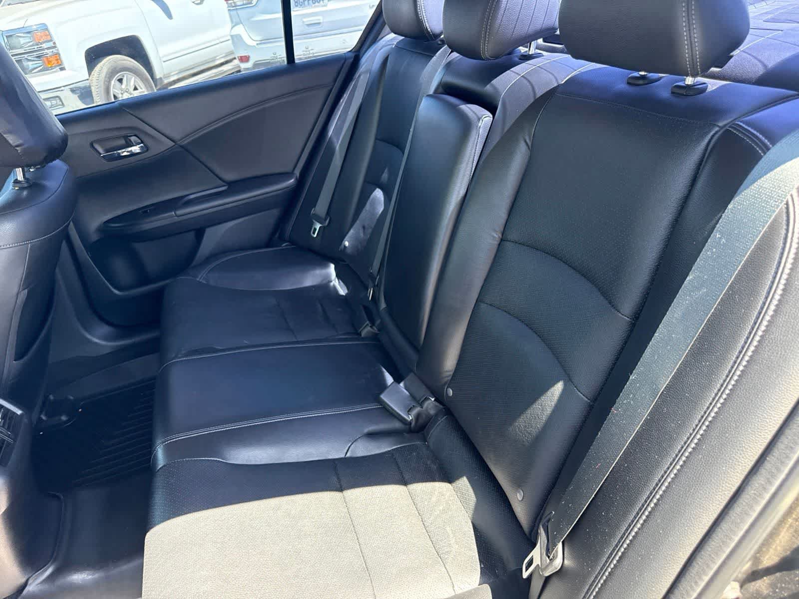 Used 2015 Honda Accord EX-L image 16