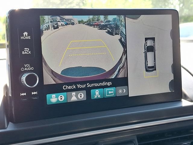 Used 2025 Honda Pilot Elite image 19