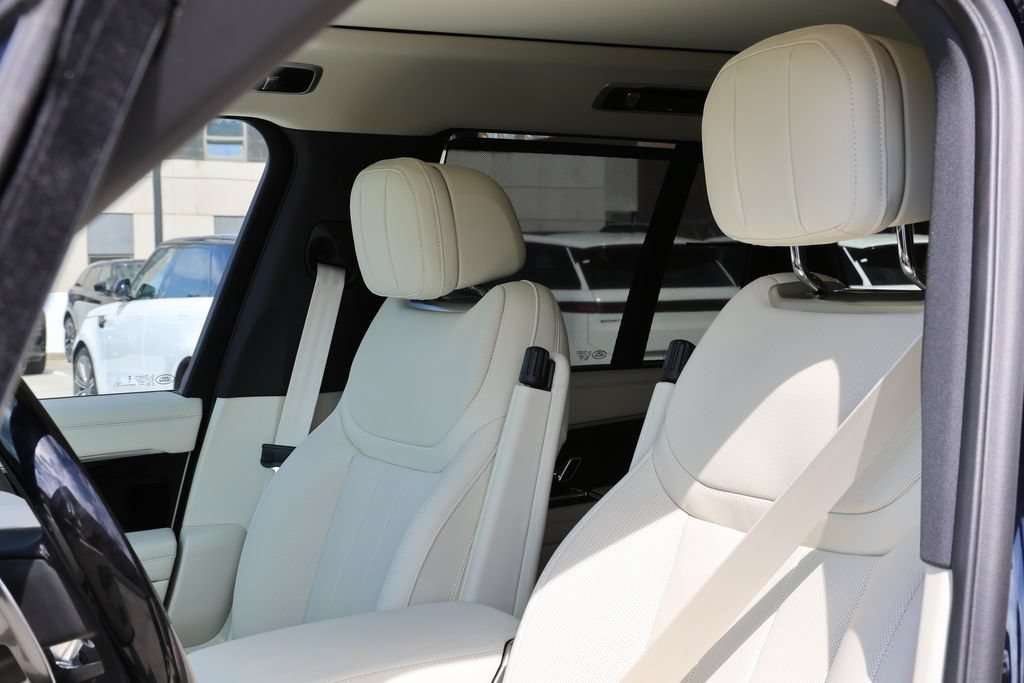 New 2026 Land Rover Range Rover SE AWD/4WD image 11
