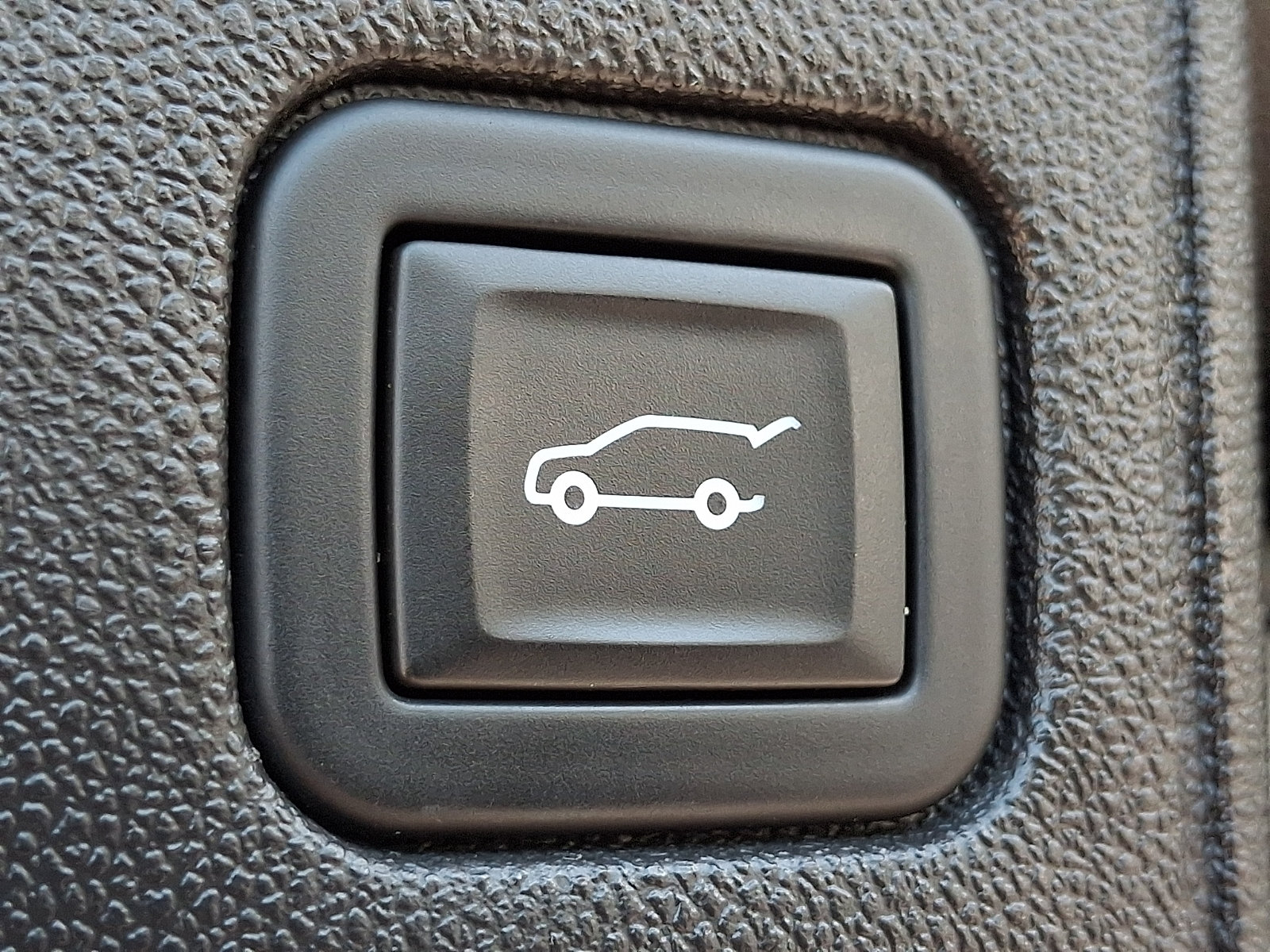 Used 2023 GMC Terrain SLT AWD/4WD image 30