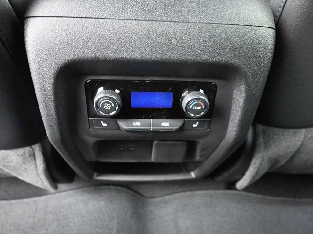 New 2026 Chevrolet Traverse RS image 19