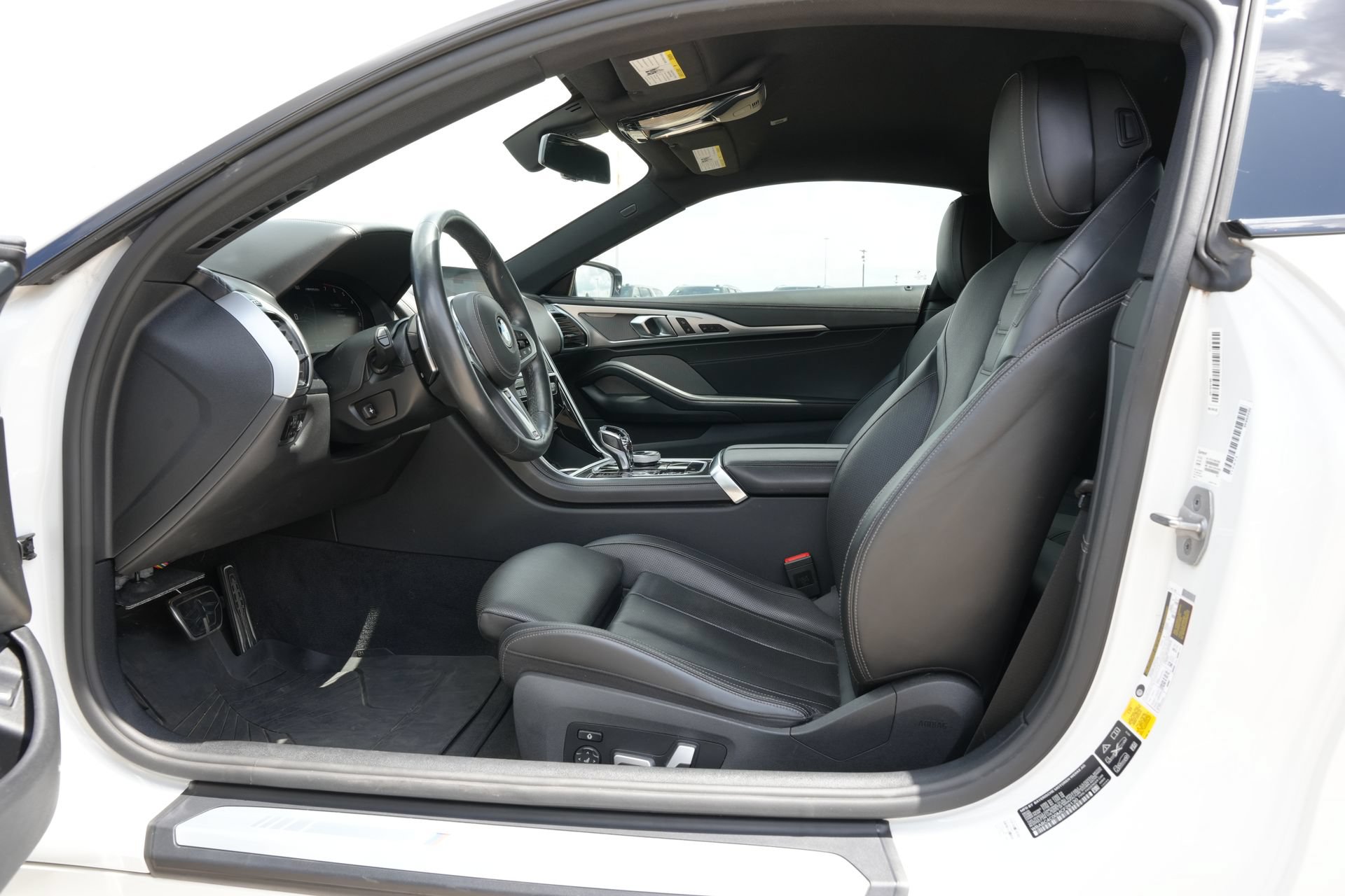 Used 2021 BMW M850i xDrive Coupe w/ Driving Assistance Package AWD/4WD image 20