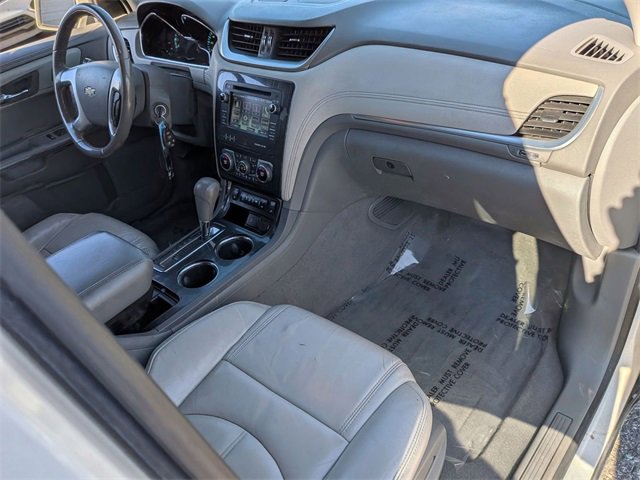 Used 2015 Chevrolet Traverse LT image 31
