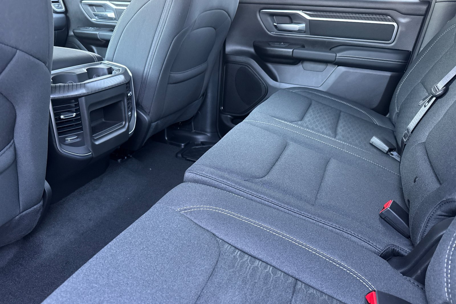 New 2027 RAM 1500 4x4 Crew Cab image 11