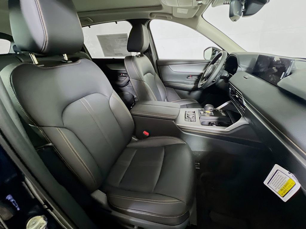 New 2026 MAZDA CX-90 Plug-In Hybrid w/Premium Sport AWD/4WD image 21