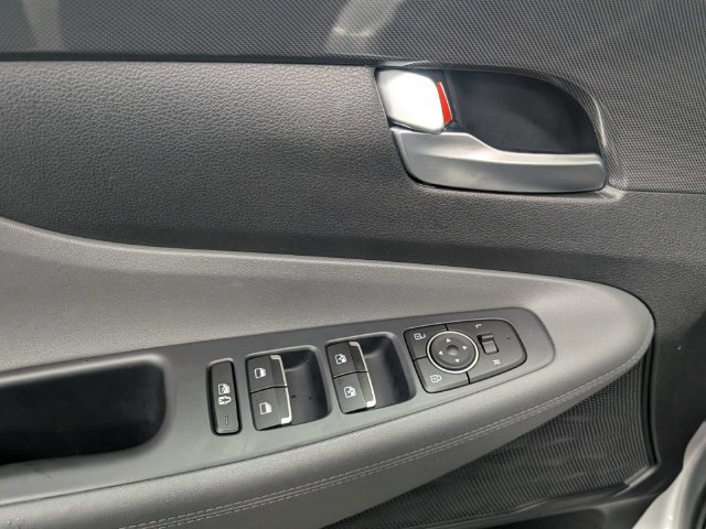 Used 2023 Hyundai Santa Fe SEL FWD image 14