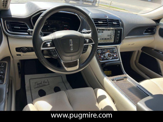 Used 2018 Lincoln Continental Select image 22