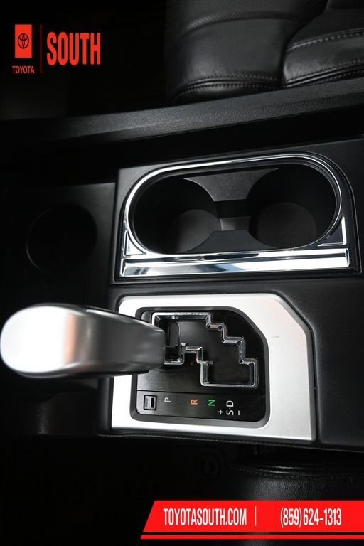 Used 2020 Toyota Tundra Platinum AWD/4WD image 18