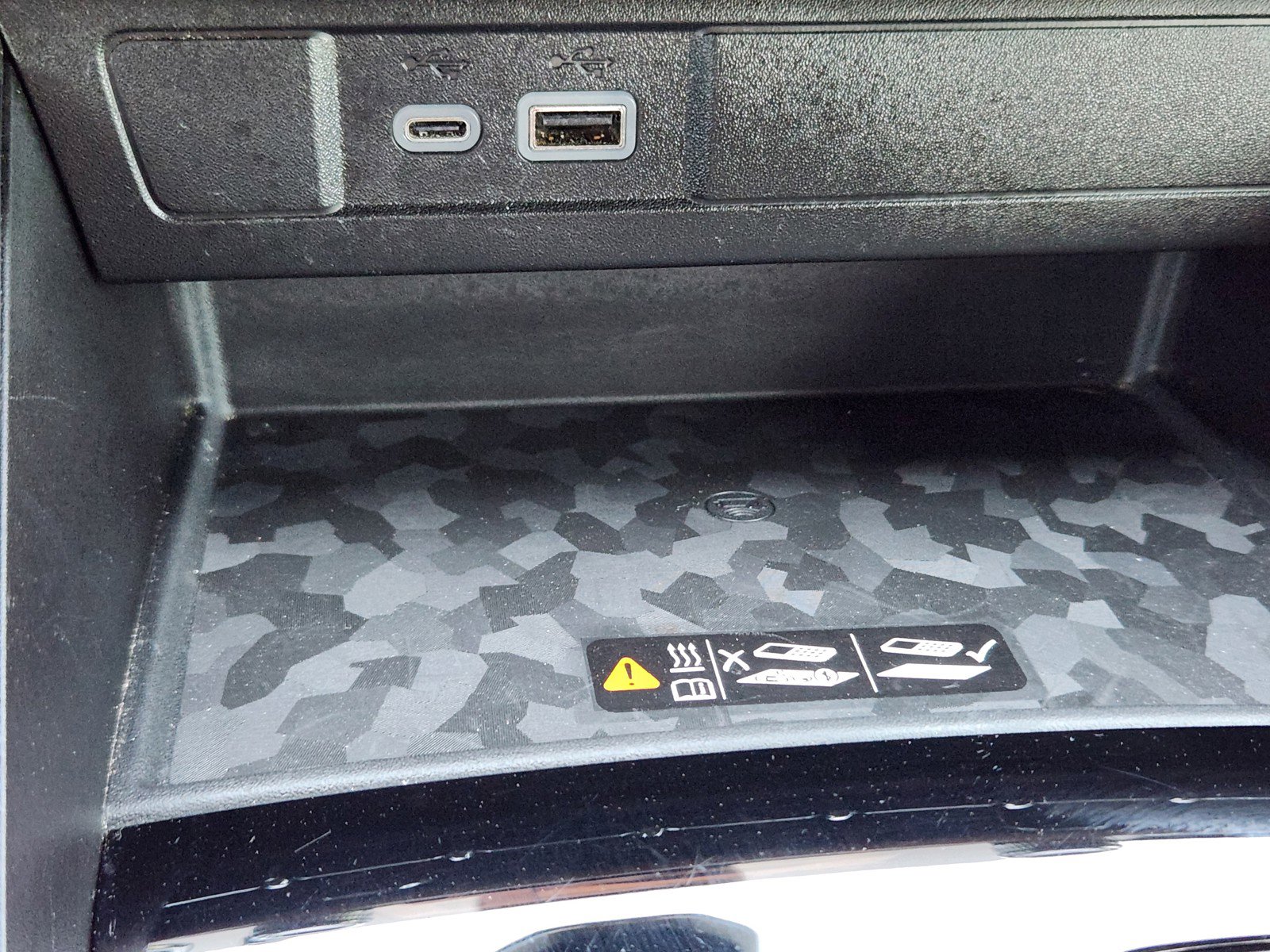 Certified 2024 GMC Canyon AT4 w/ AT4 Premium Package image 16