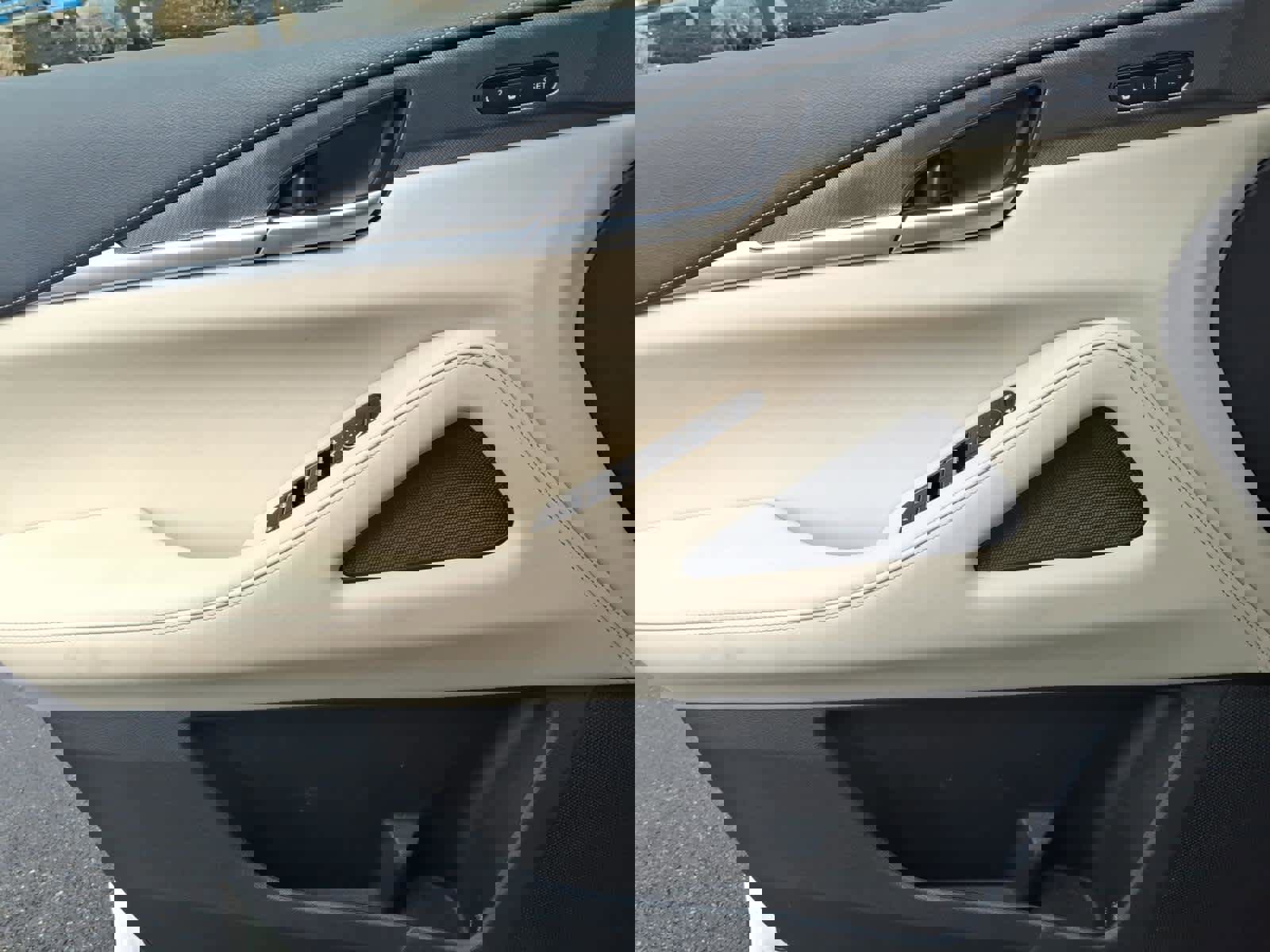 Certified 2024 INFINITI QX60 Luxe image 12