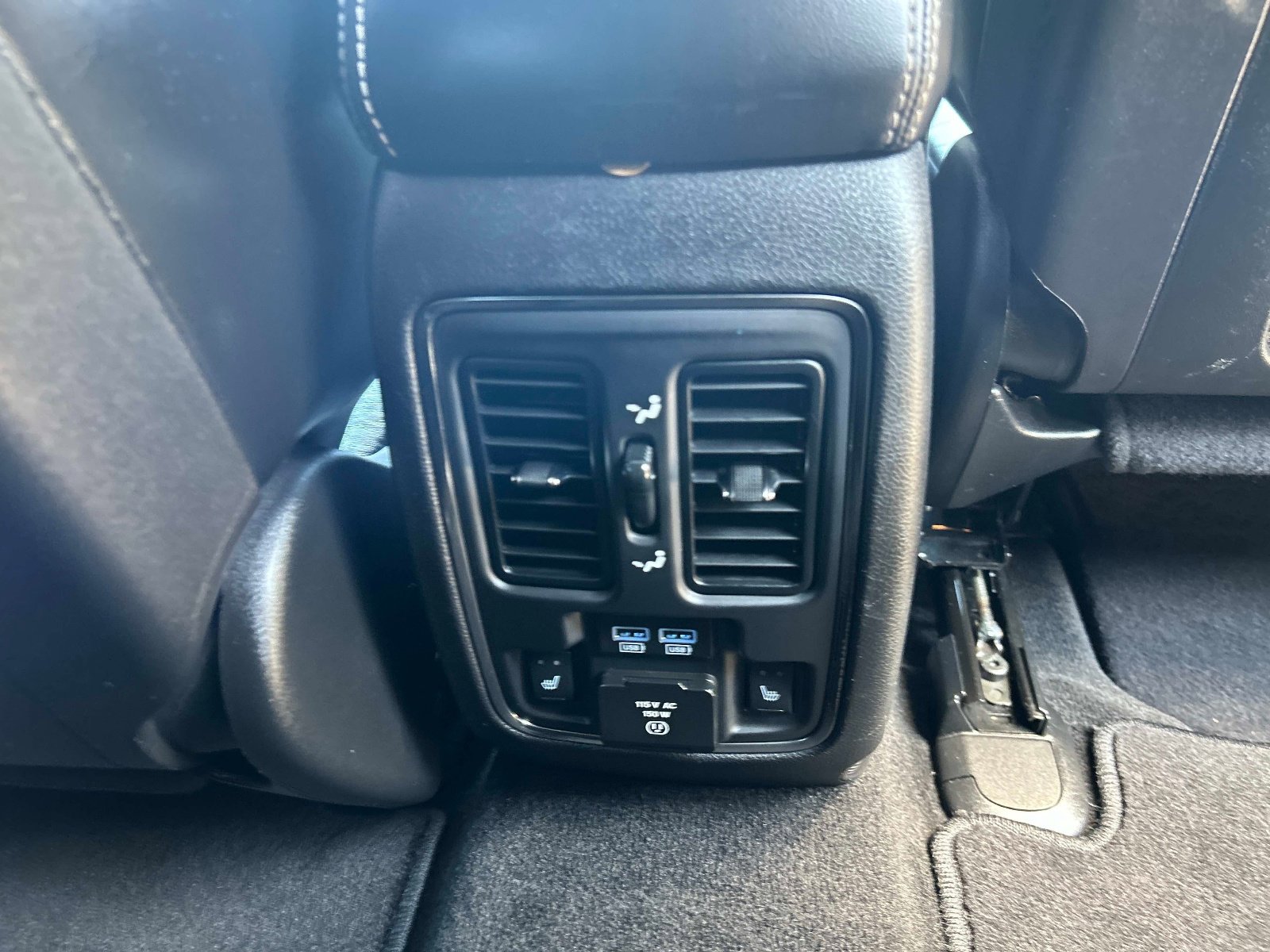 Used 2014 Jeep Grand Cherokee Limited image 17