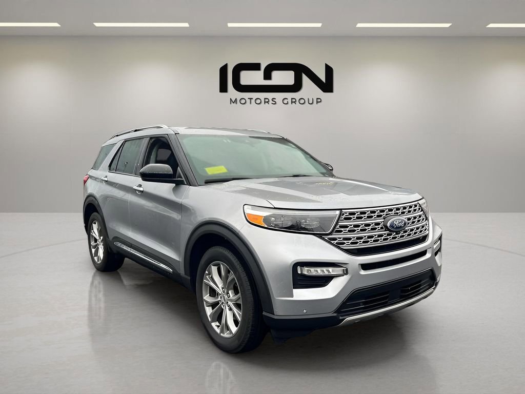Used 2023 Ford Explorer Limited image 3