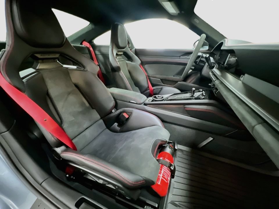 New 2026 Porsche 911 Carrera 4 GTS AWD/4WD image 28