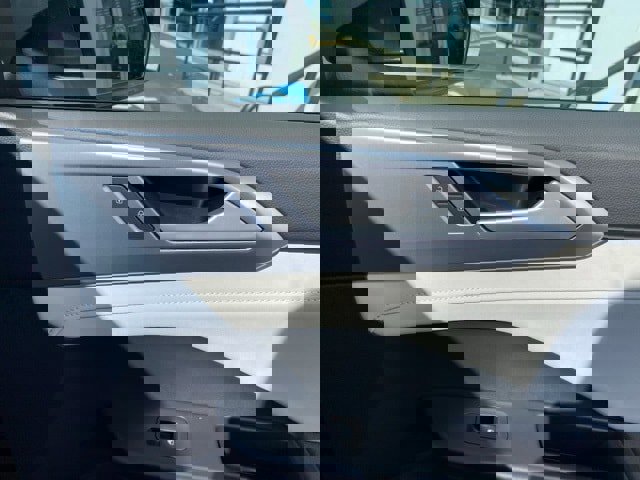 New 2025 Volkswagen Taos SE image 48