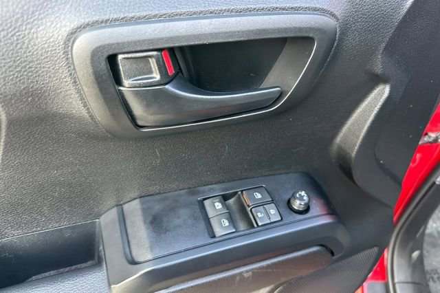 Used 2022 Toyota Tacoma SR w/ SR Convenience Package image 12
