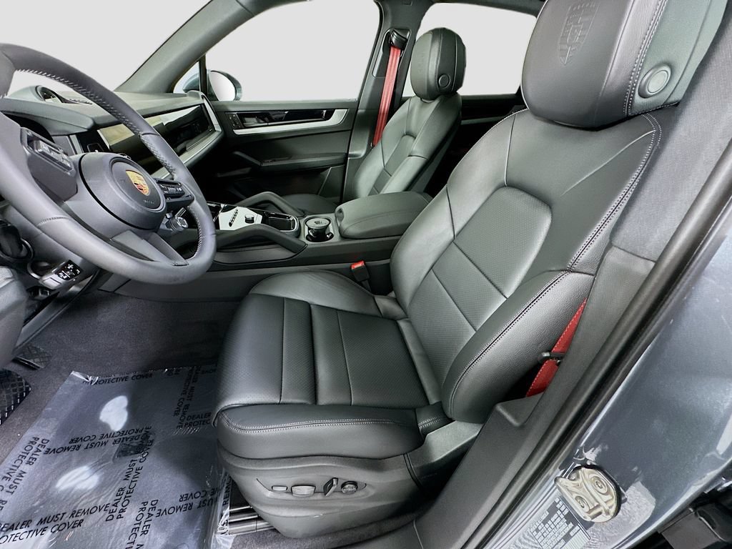 New 2026 Porsche Cayenne AWD/4WD image 5