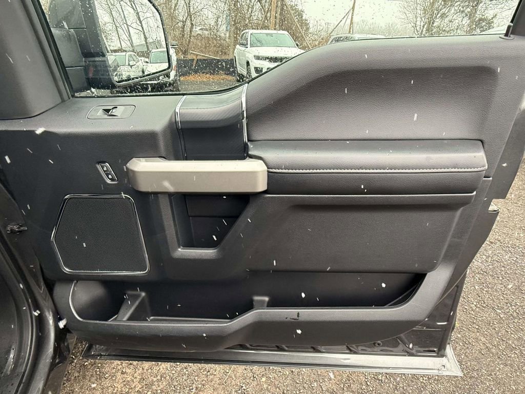 Used 2020 Ford F150 Lariat w/ Equipment Group 502A Luxury image 9