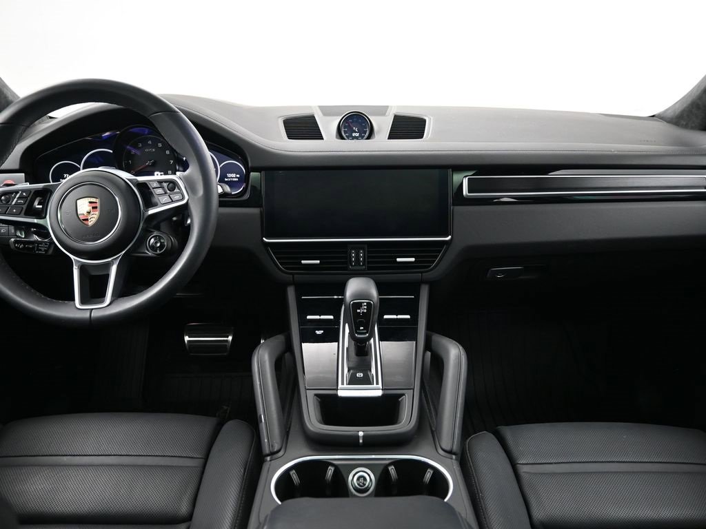 Certified 2023 Porsche Cayenne GTS image 9