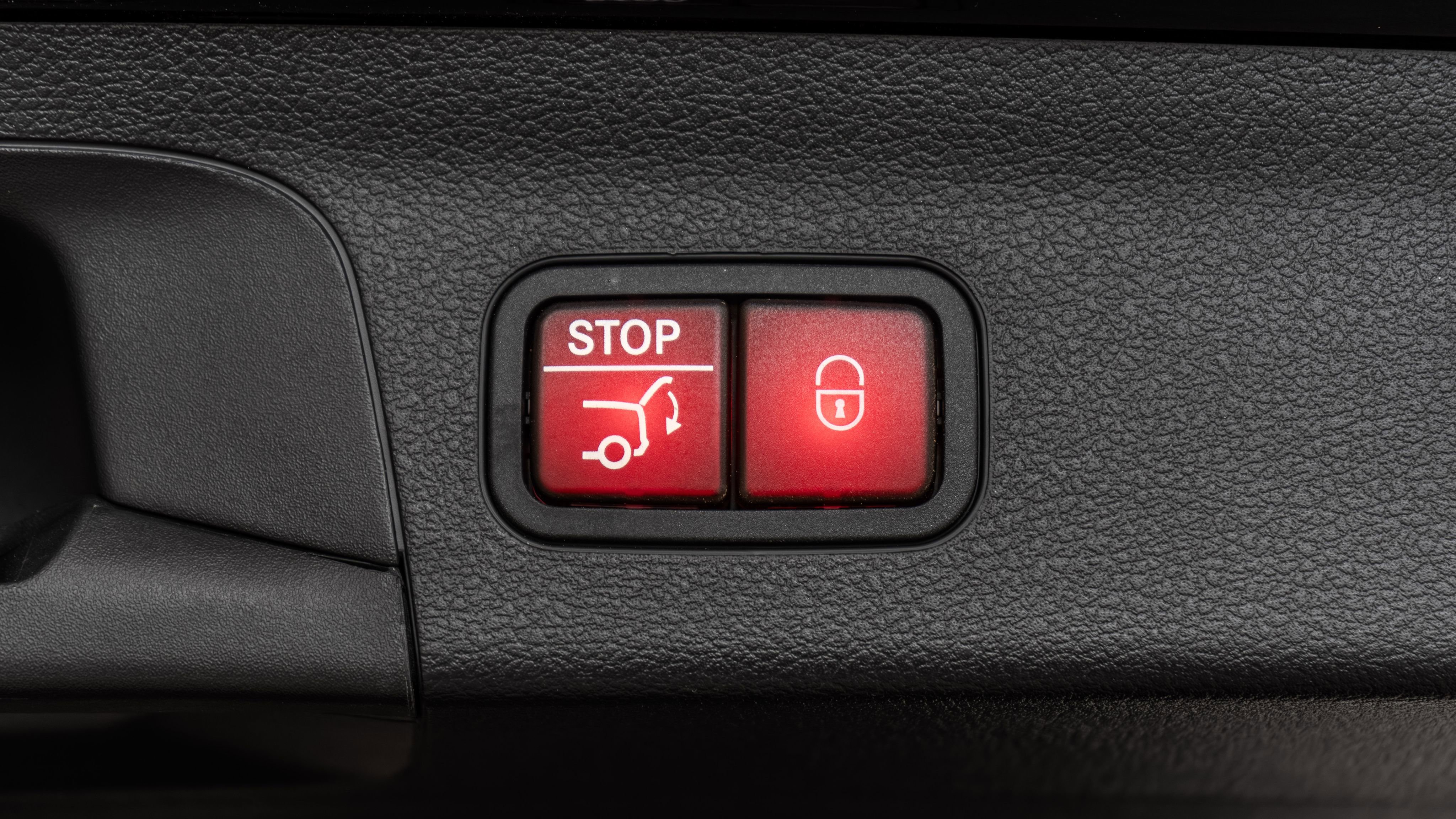 Certified 2023 Mercedes-Benz GLS 580 4MATIC image 35