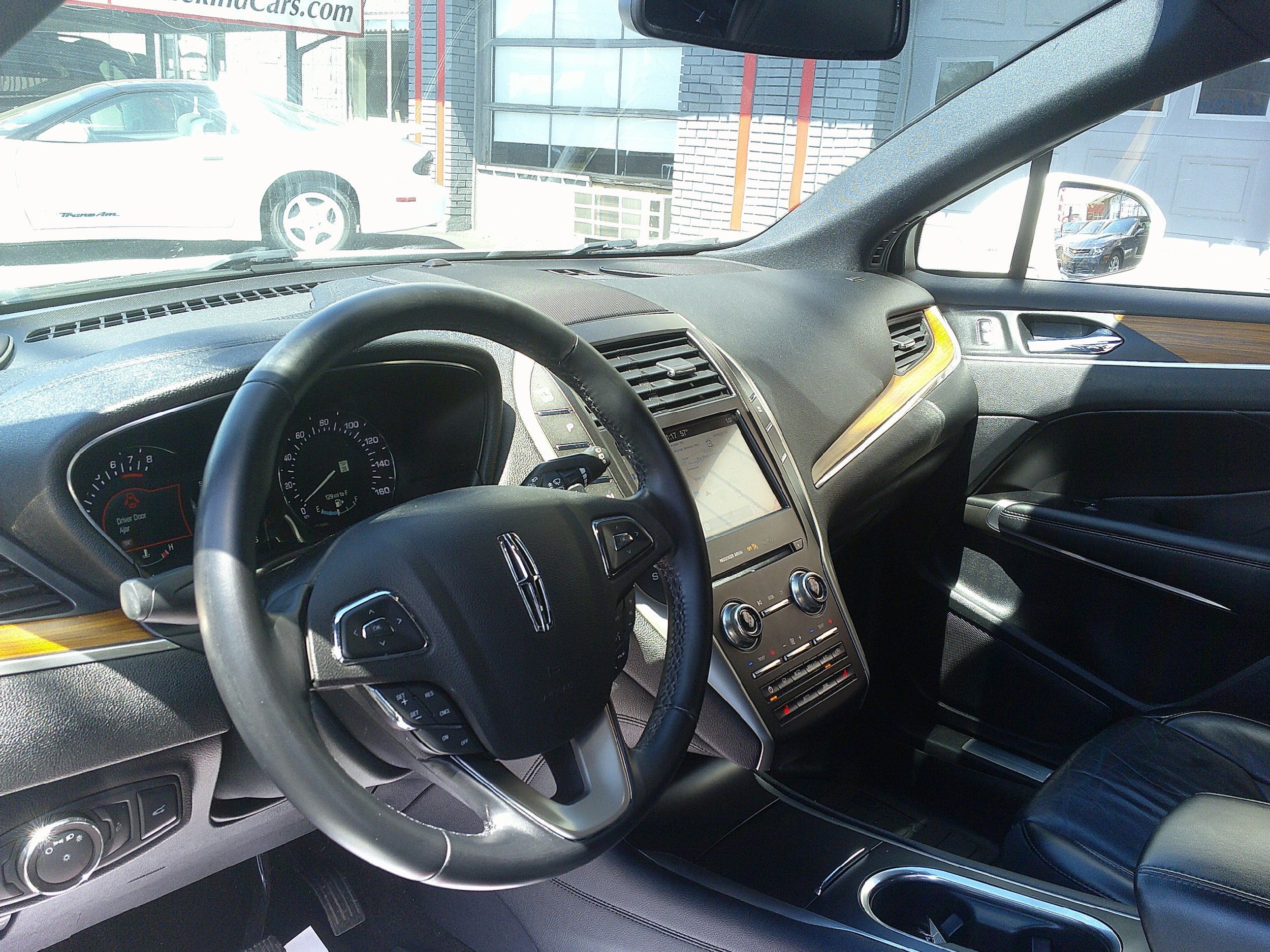 Used 2019 Lincoln MKC Select w/ Select Plus Package AWD/4WD image 21