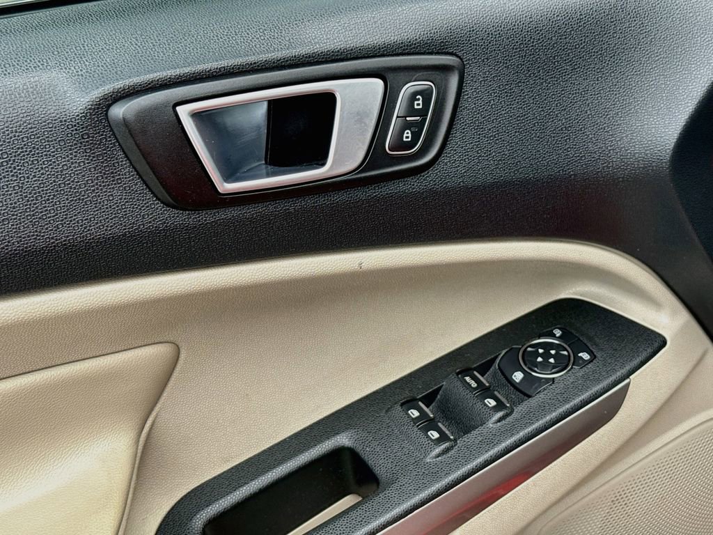 Used 2019 Ford EcoSport Titanium AWD/4WD image 18