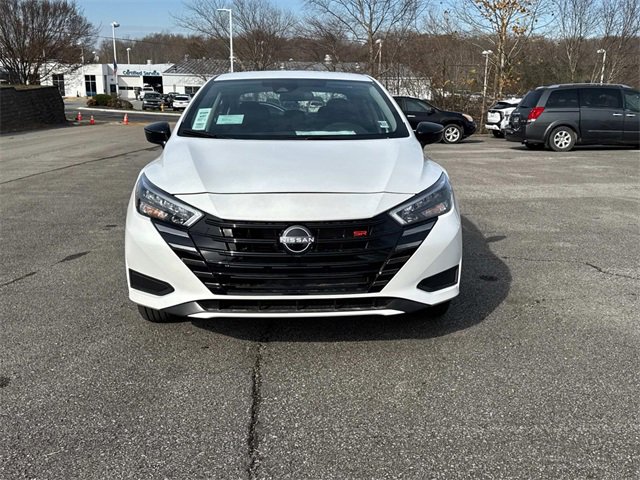 New 2025 Nissan Versa SR w/ Trunk Package image 11